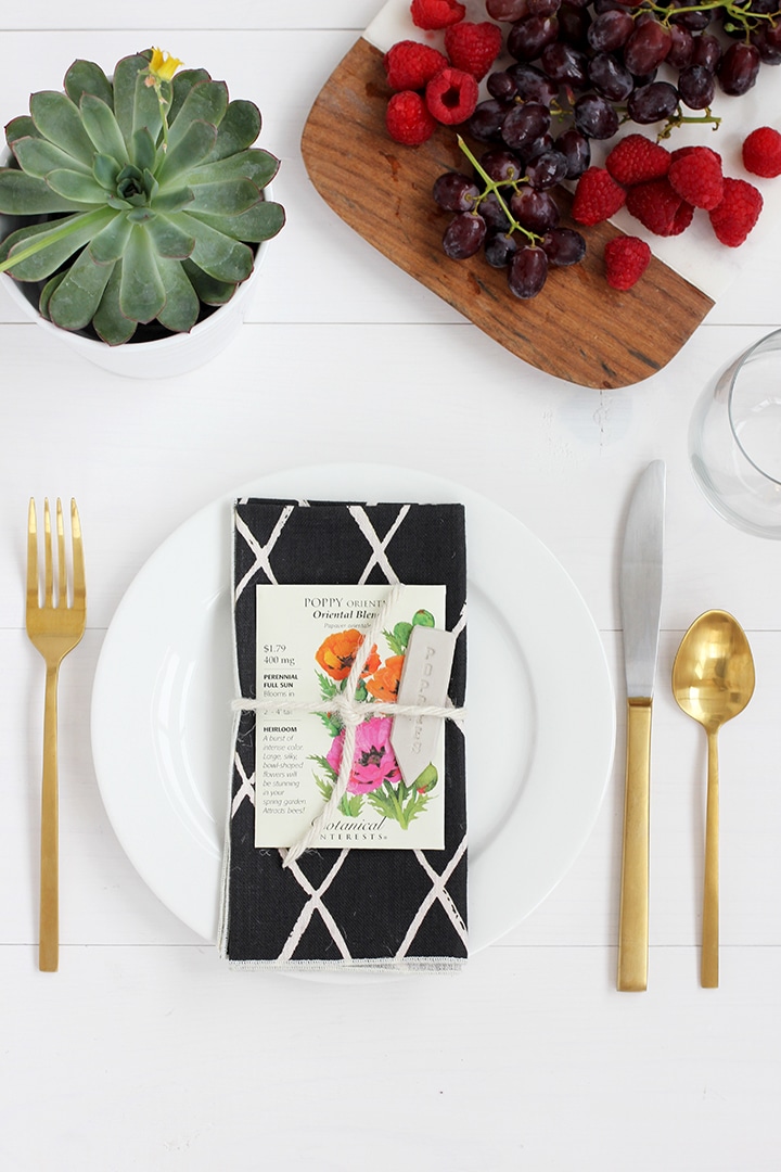 DIY garden marker and spring place setting 
