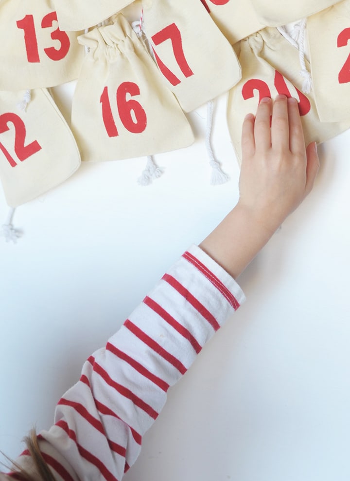 Make this adorable DIY Muslin Bag Advent Calendar!