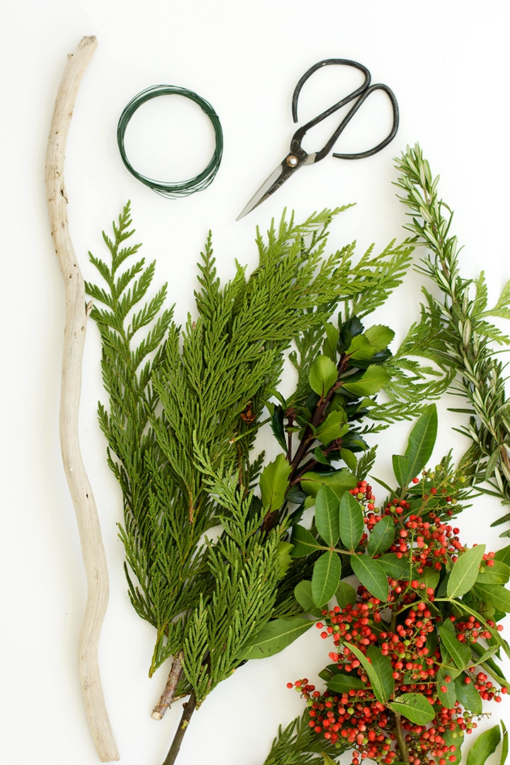 DIY Modern Greenery Wreath