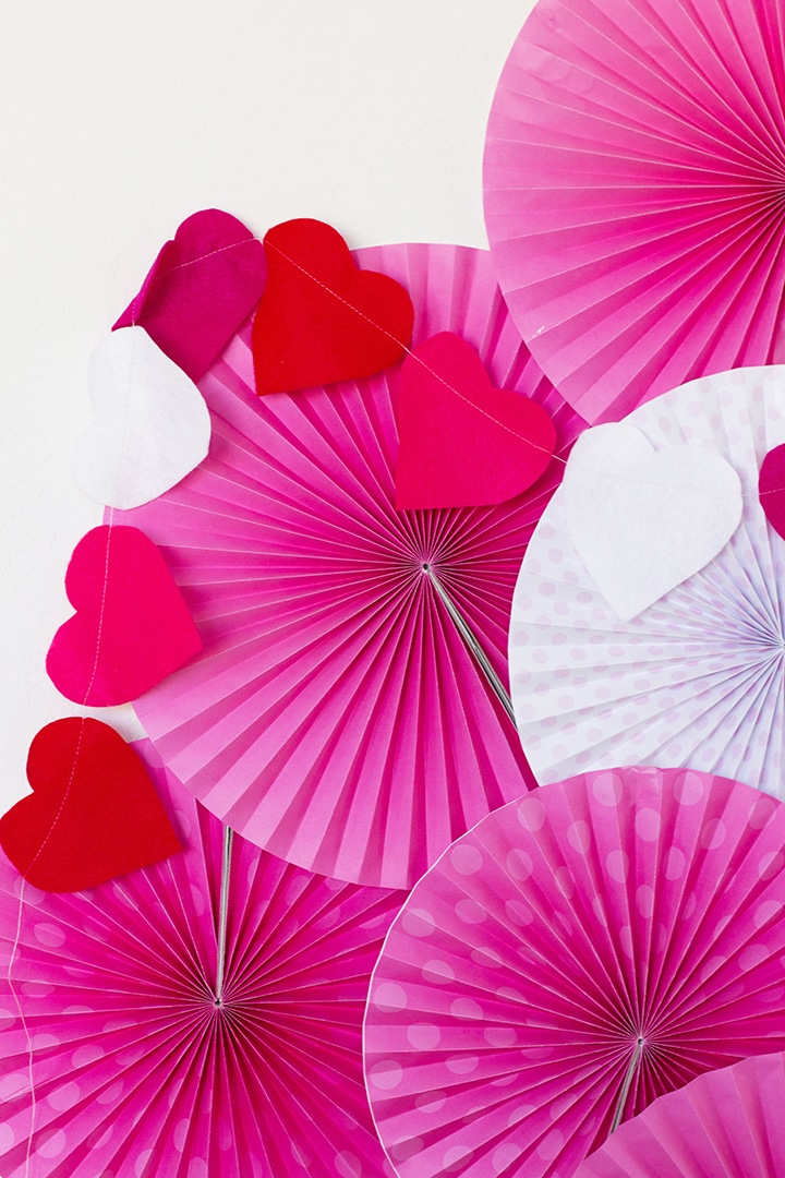 Valentine Hearts making party decor