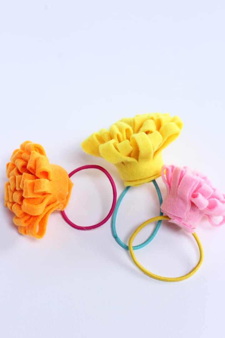 DIY Felt Flower Hair Tie
