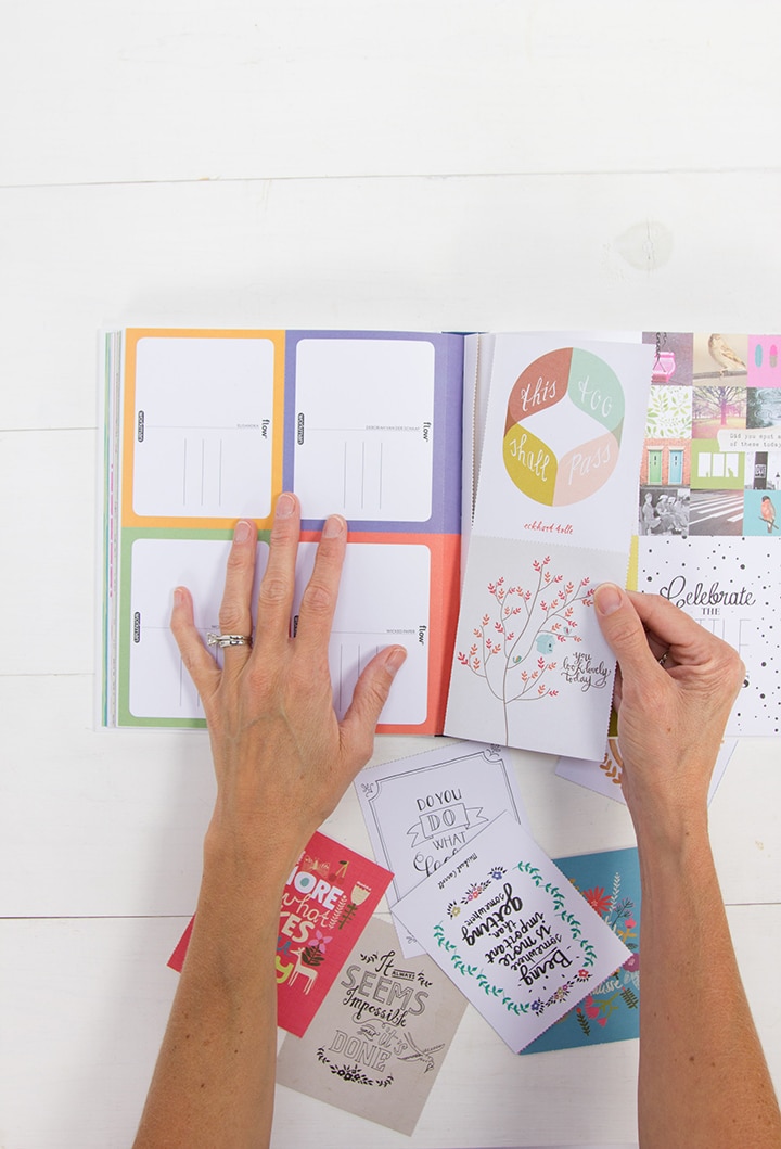 DIY Modern Clip Frame