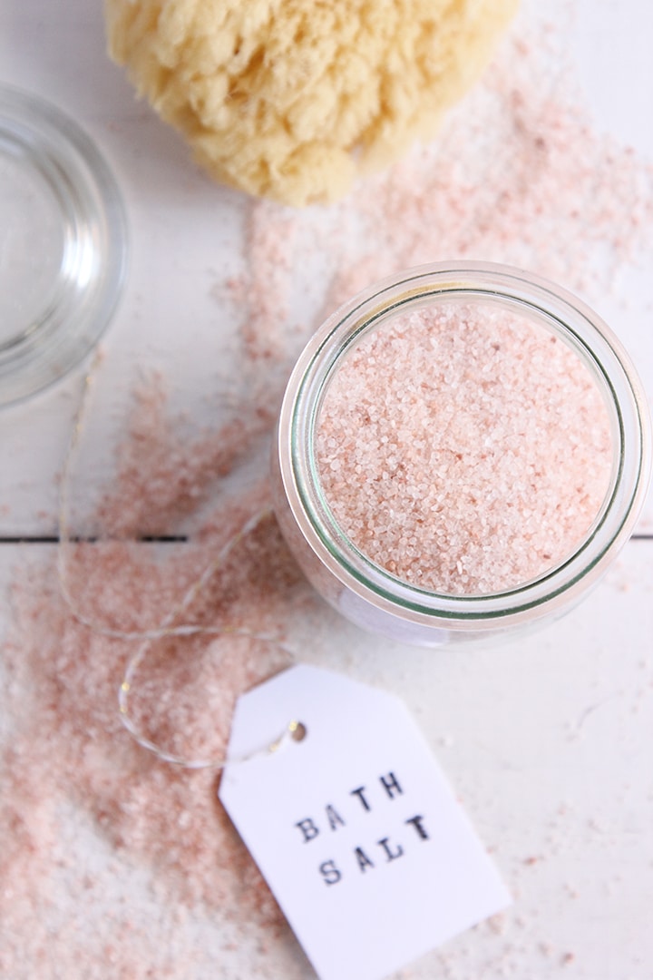 Bath salts in a pretty weck jar