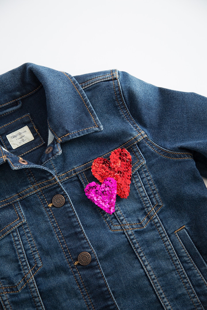 DIY Valentine Sequin Heart Pin