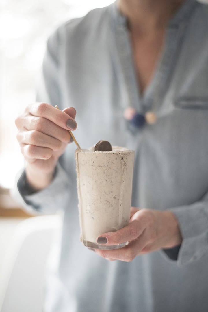 Mint OREO Thins Shake recipe