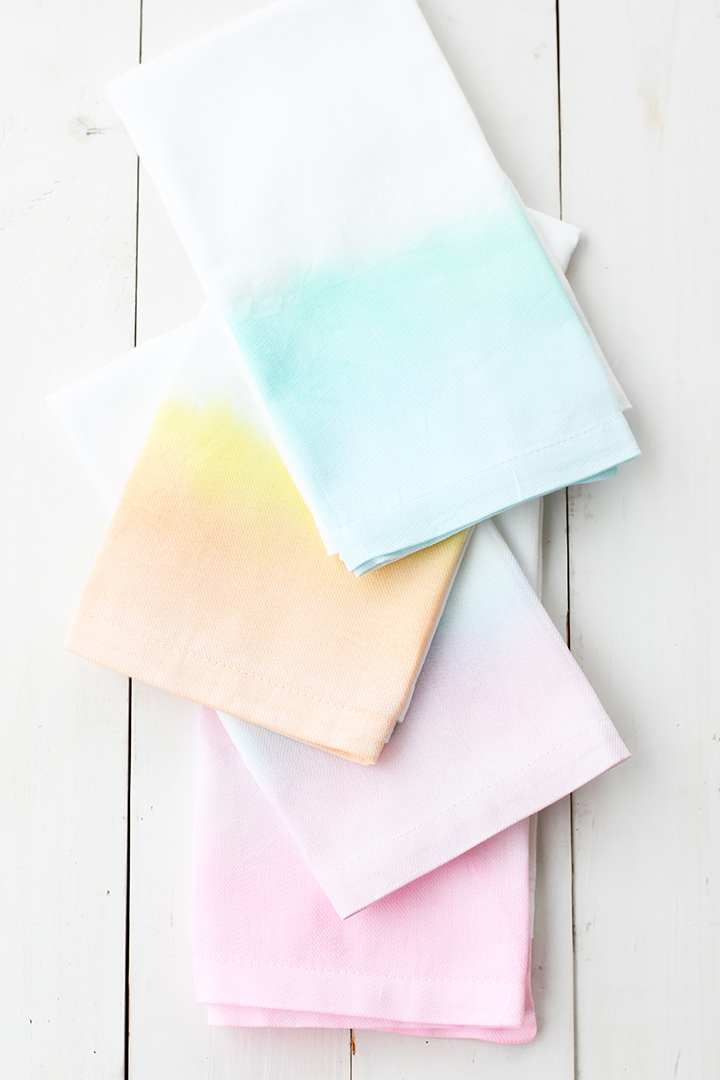 DIY Watercolor Cloth Napkins