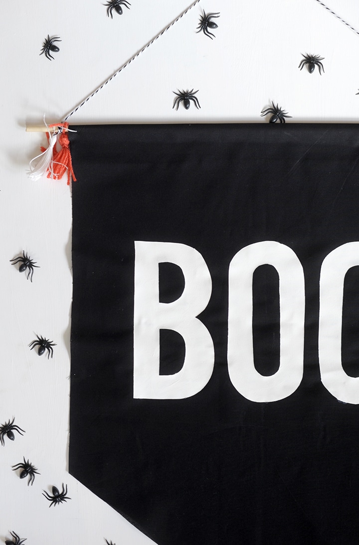 DIY No-Sew Halloween Boo Banner - Alice and Lois