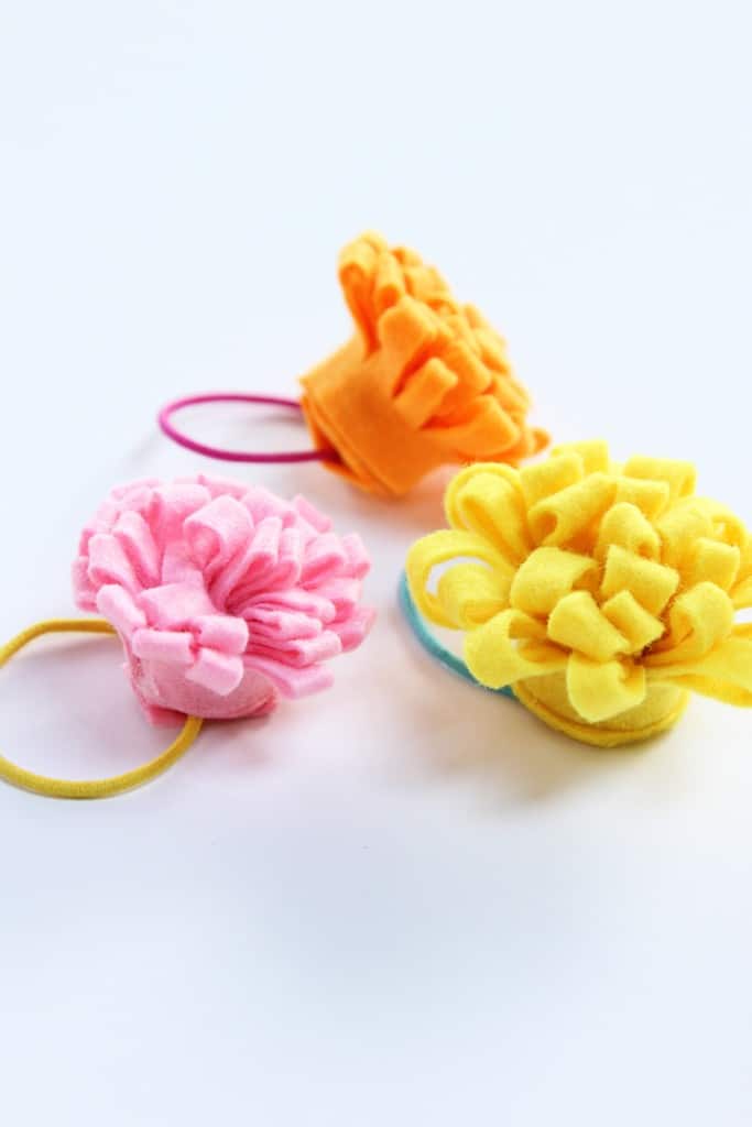 DIY Felt Flower Hair Ties - Alice and Lois