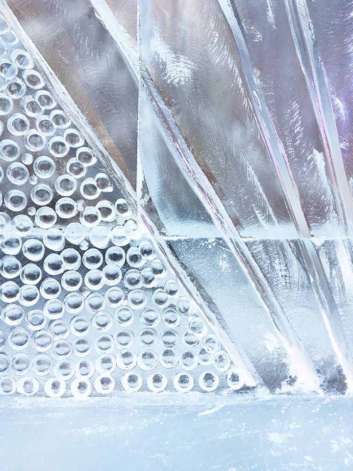 ice sculpture