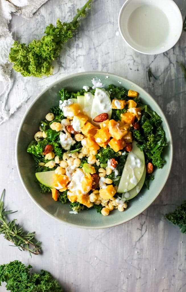 salad kale chickpeas bowl