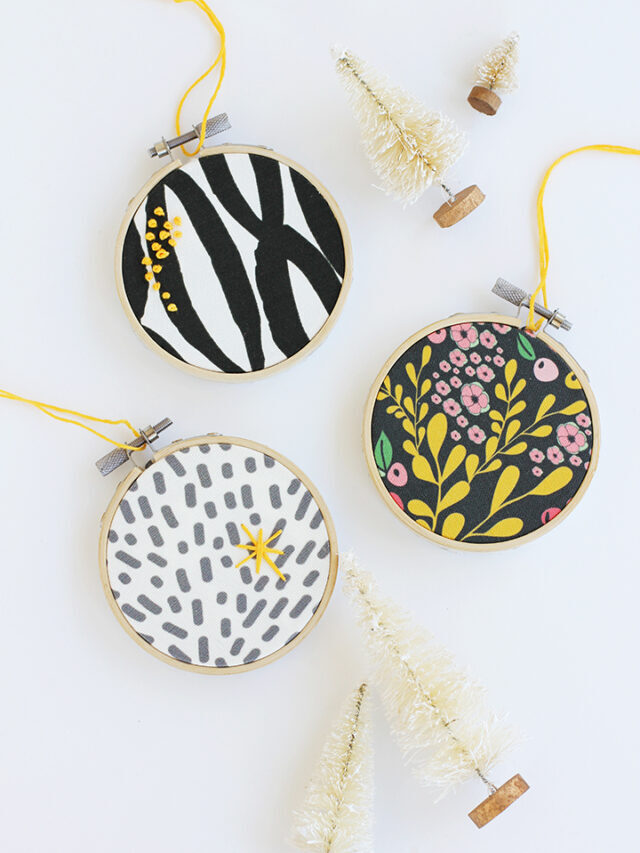 DIY Embroidery Hoop Ornaments